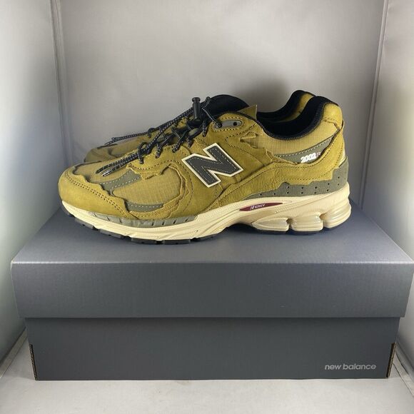 New Balance 2002R Protection Pack High Desert M2002RDP Mens Size 9.5 Brand New - Picture 1 of 9